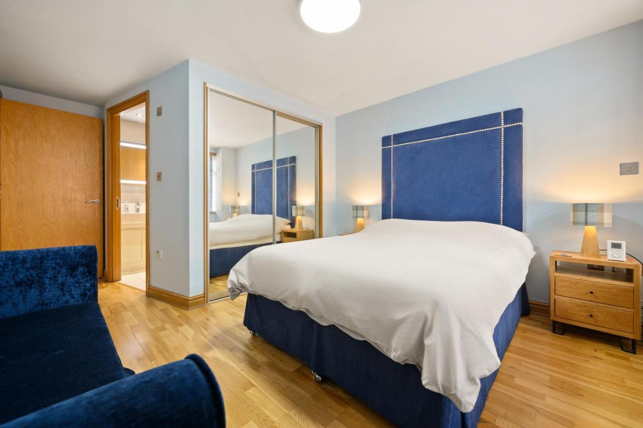 Lovely 2 Double Bedroom Flat With Patio Manchester Exteriér fotografie